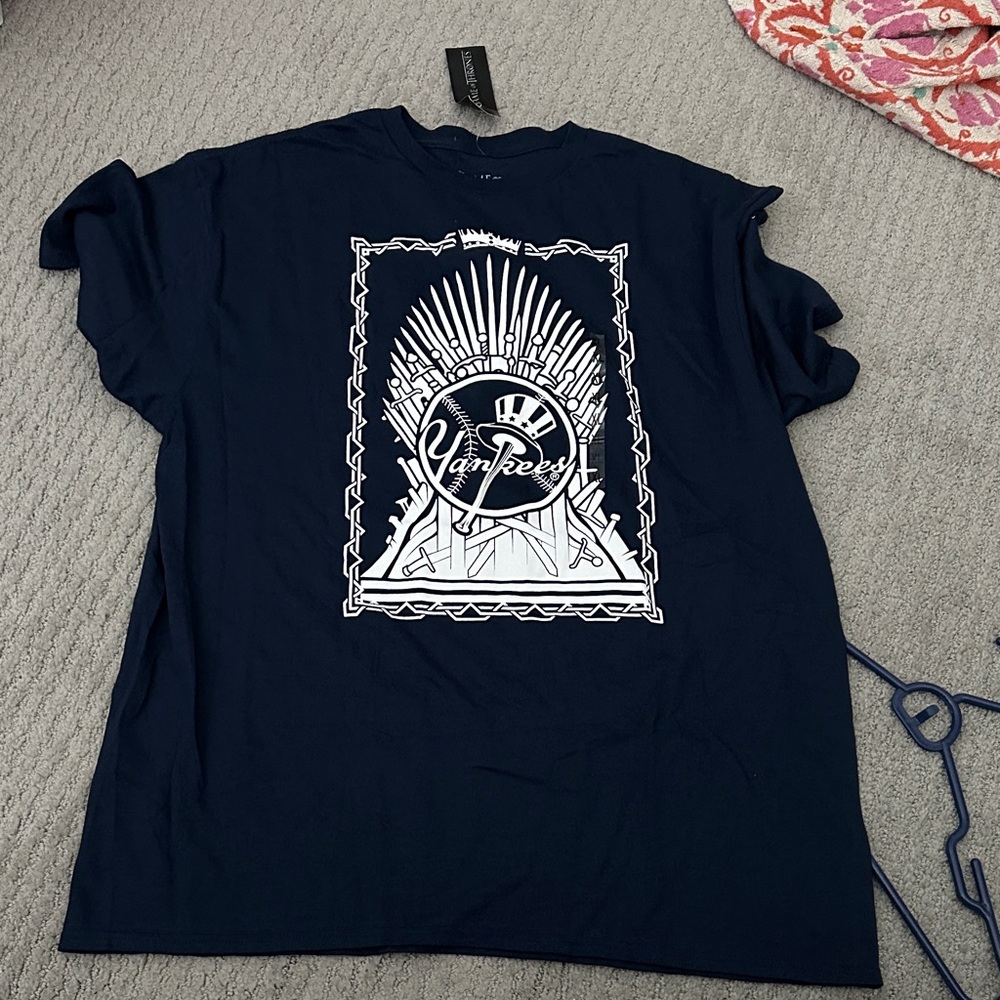 Brand New Game of Thrones Yankees Navy Blue Graphic T-Shirt